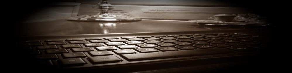 Freelance redaktører kan løse mange opgaver fra deres tastatur (billedet) derhjemme